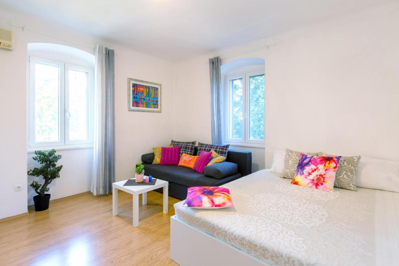Summer Stone Pleasure Split Bagian luar foto