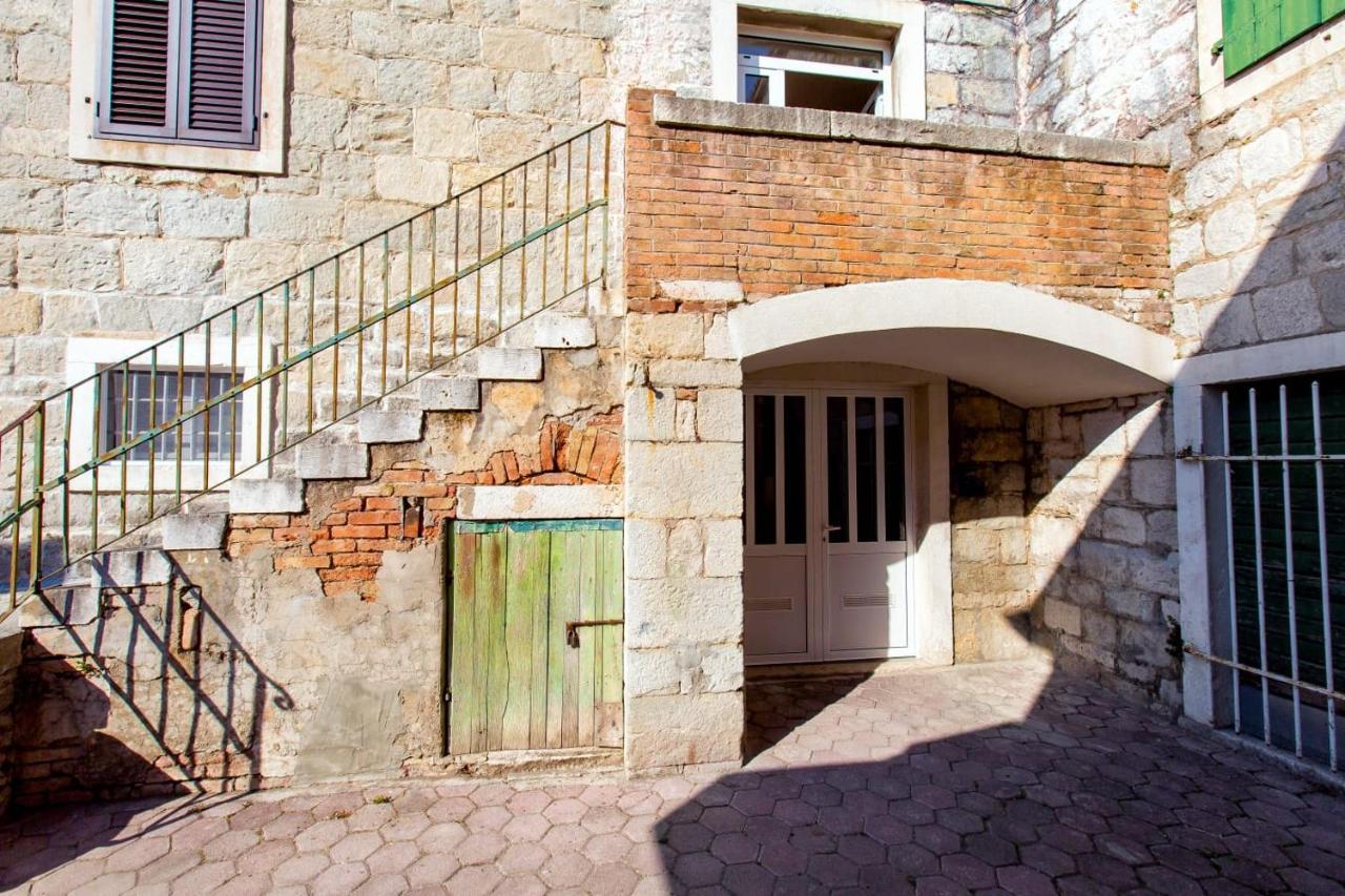 Summer Stone Pleasure Split Bagian luar foto